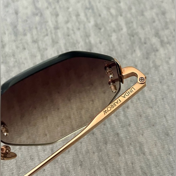 ❗️SOLD❗️Linda Farrow sunglasses - Picture 5 of 8